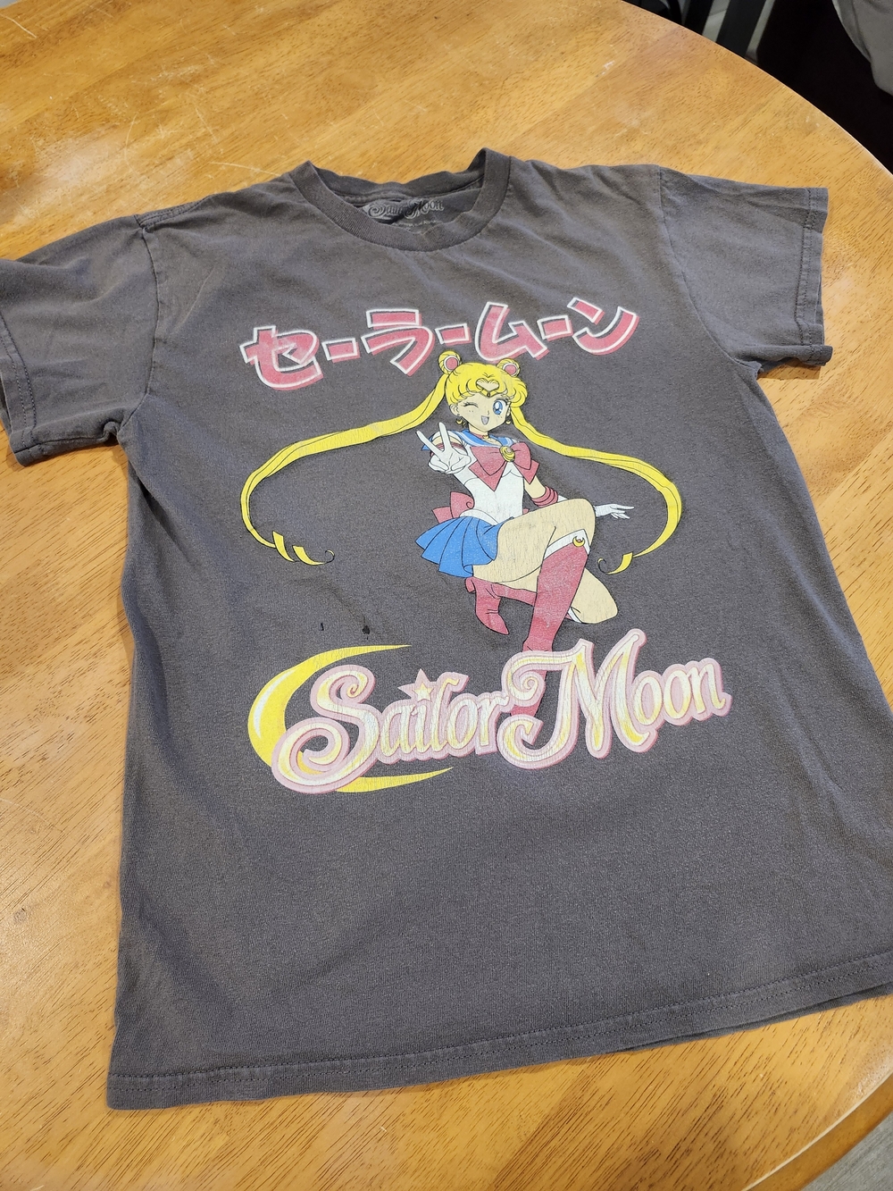 Sailor Moon Vintage Style Graphic Tee CharSailor Moon Graphic Tee - Grey